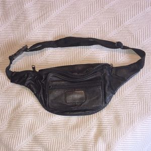 Vintage | Leather Unisex Belt Bag